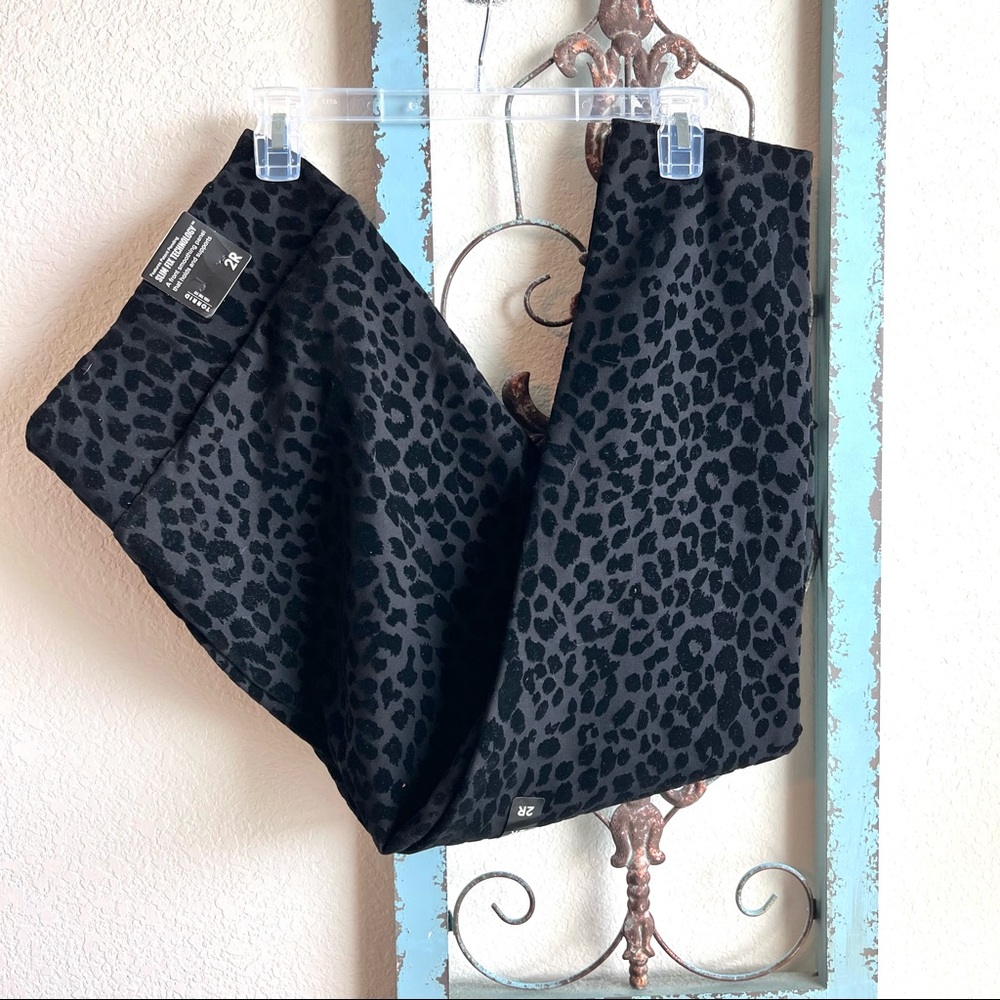 Torrid Pixie Pant, Black Animal Print, NWT